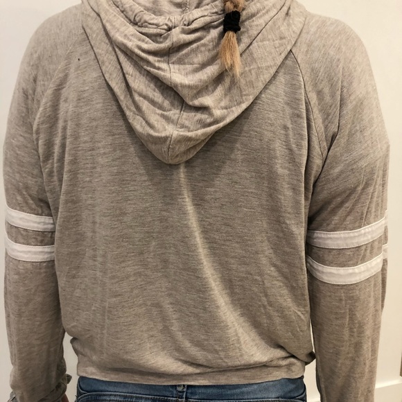 Thin Sweater - Picture 4 of 5